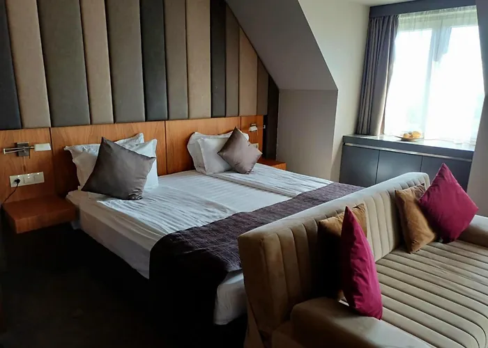 All Seasons Residence Design Hotel - Free Parking