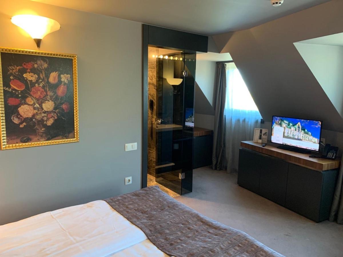Seasons Design - Free Parking 5* Sofya